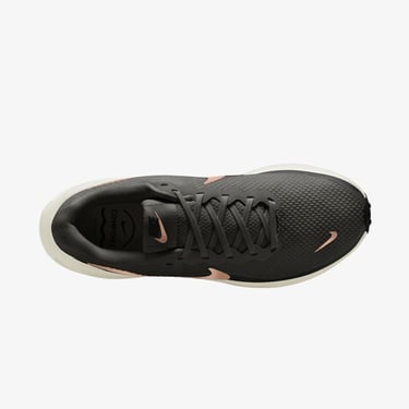  Nike Revolution 8 Kadın Gri Koşu Ayakkabısı
