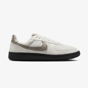  Nike Field General Kadın Beyaz Spor Ayakkabı