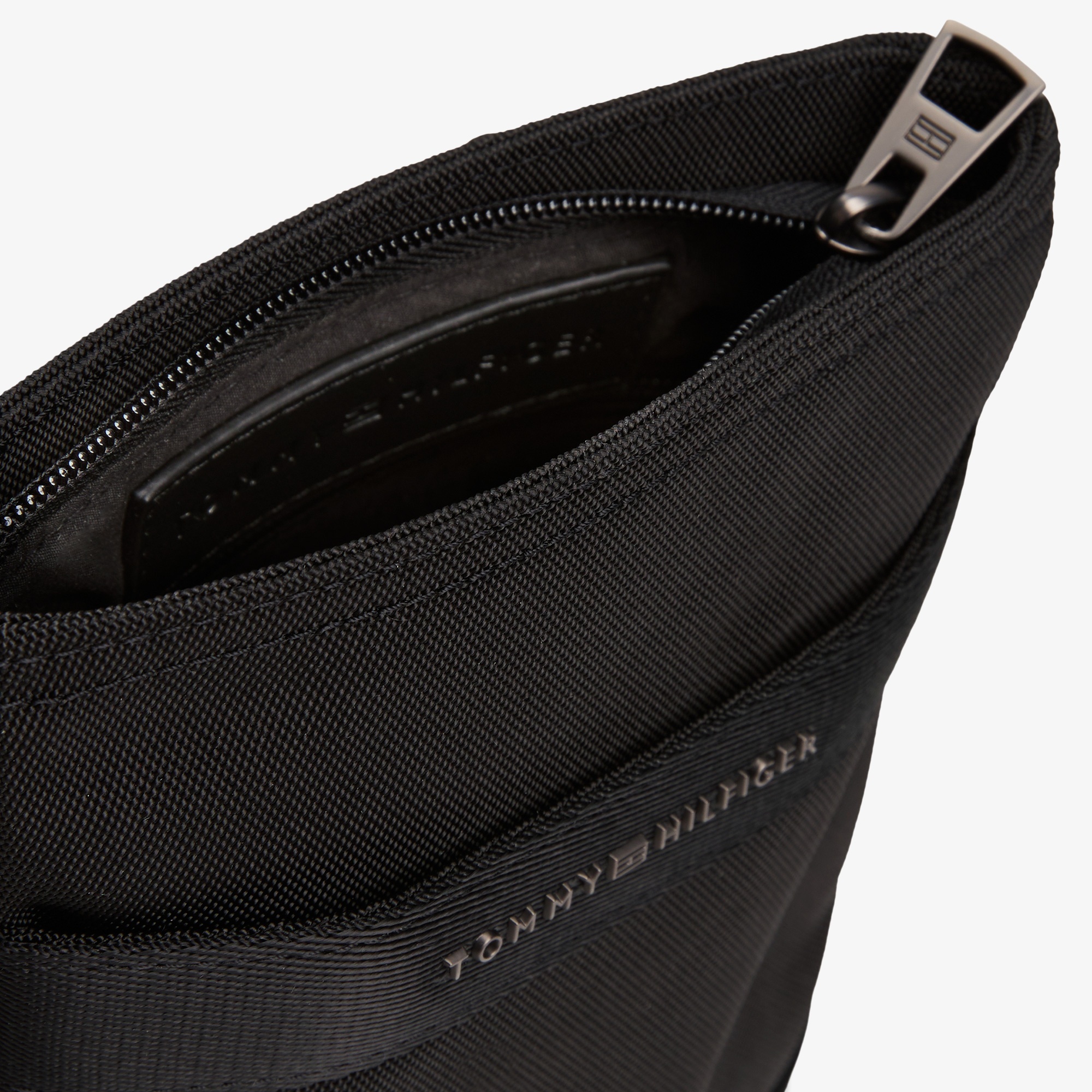 Tommy Hilfiger Nylon Travel Mini Erkek Siyah Çapraz Çanta