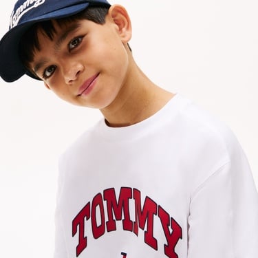  Tommy Hilfiger Varsity Raised Print Çocuk Beyaz T-Shirt