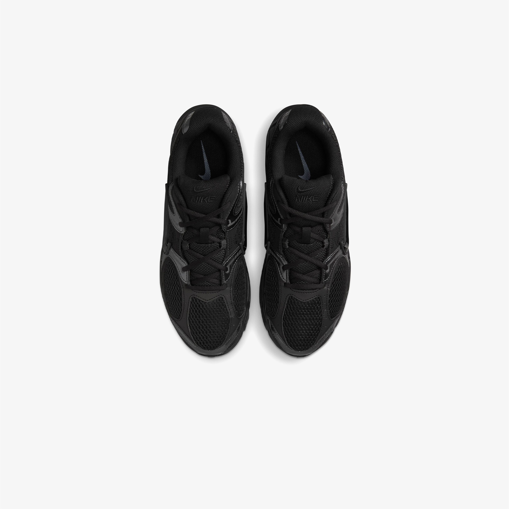 Nike V5 RNR Erkek Siyah Spor Ayakkabı