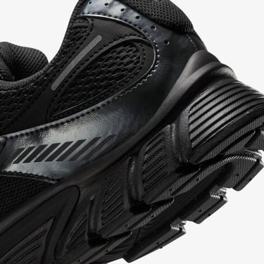  Nike V5 RNR Erkek Siyah Spor Ayakkabı