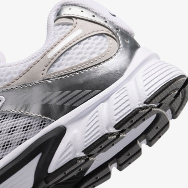  Nike V5 RNR Beyaz Spor Ayakkabı