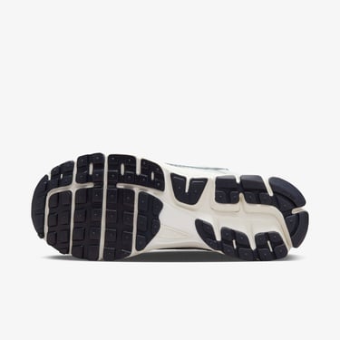  Nike Zoom Vomero 5 Kadın Gri Spor Ayakkabı