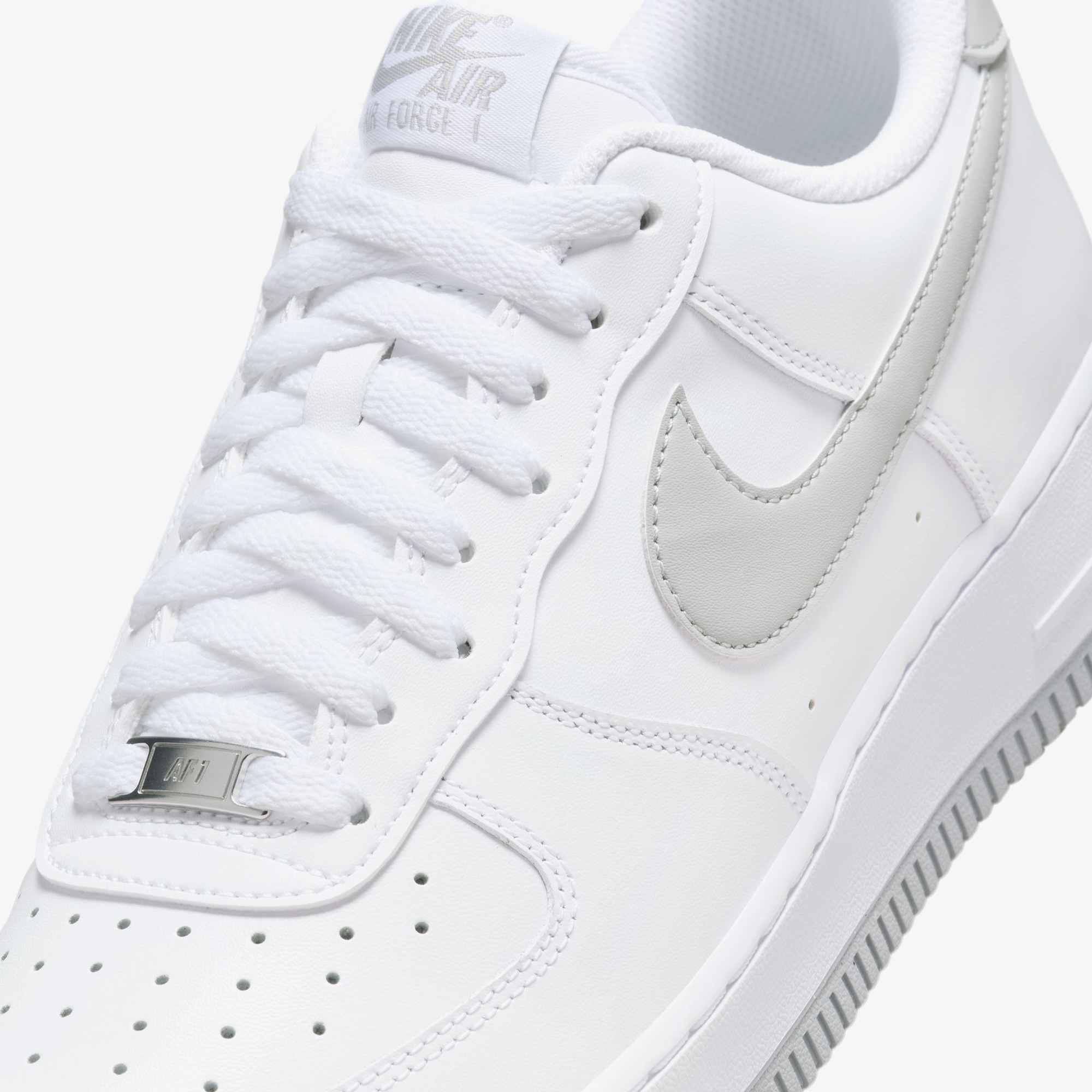 Nike Beyaz Nike Air Force 1
