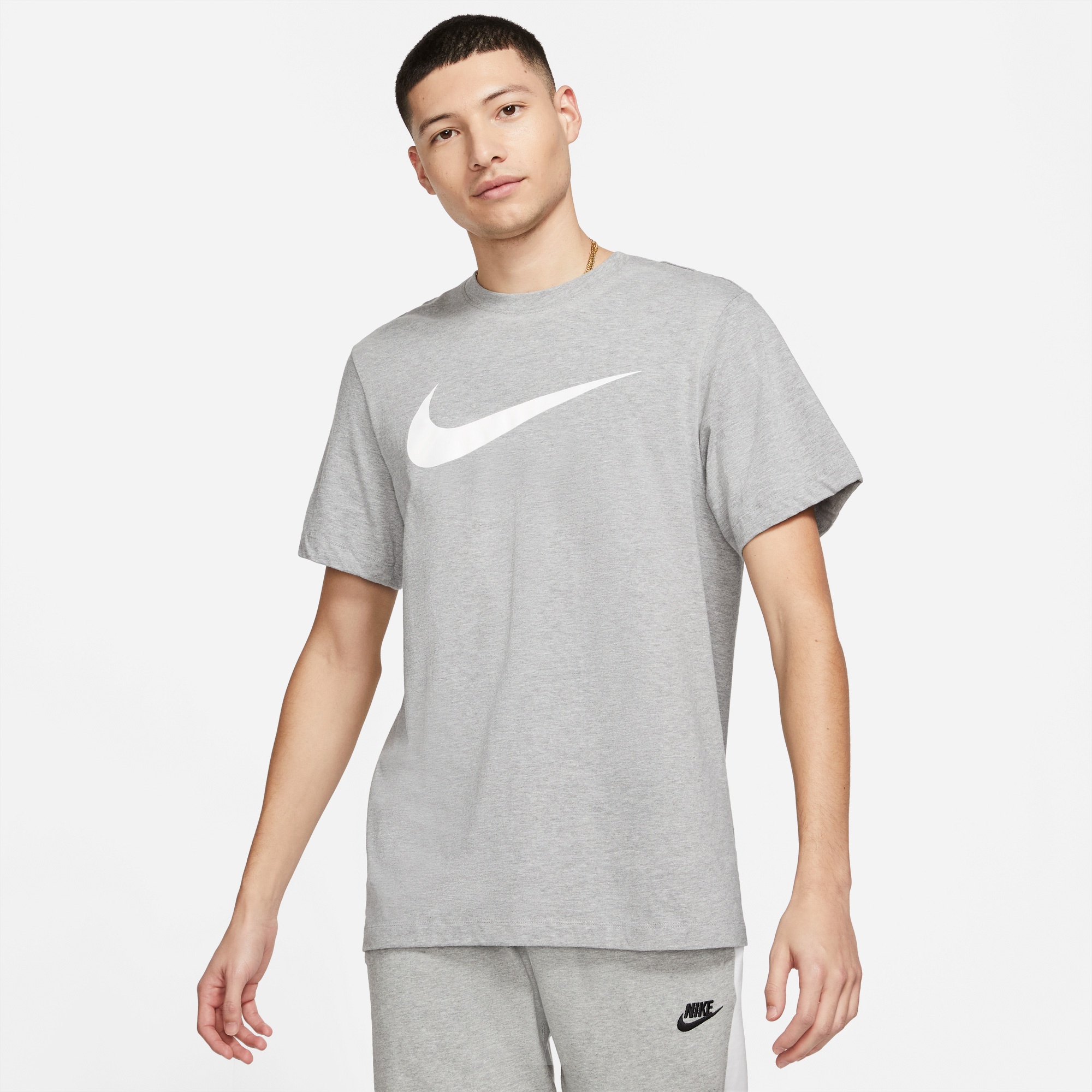 Nike Sportswear Icon Swoosh Erkek Gri T-Shirt