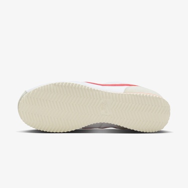  Nike Cortez Kadın Beyaz Spor Ayakkabı