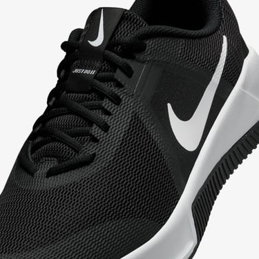  Nike MC Trainer 3 Erkek Siyah Spor Ayakkabı