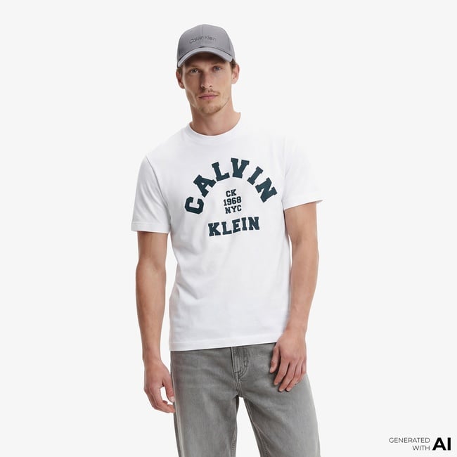  Calvin Klein 20S College Graphic Erkek Beyaz T-Shirt