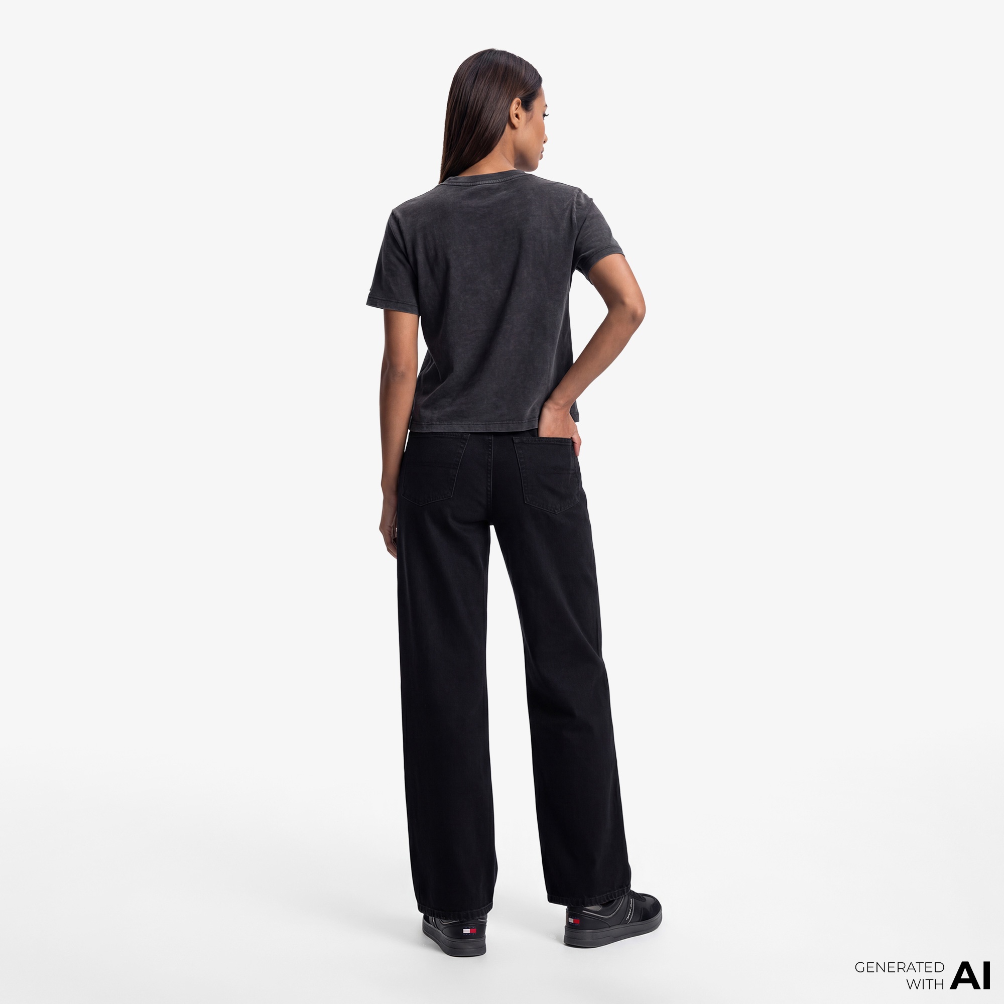 Tommy Hilfiger Imagined Black Kadın Lacivert Jean