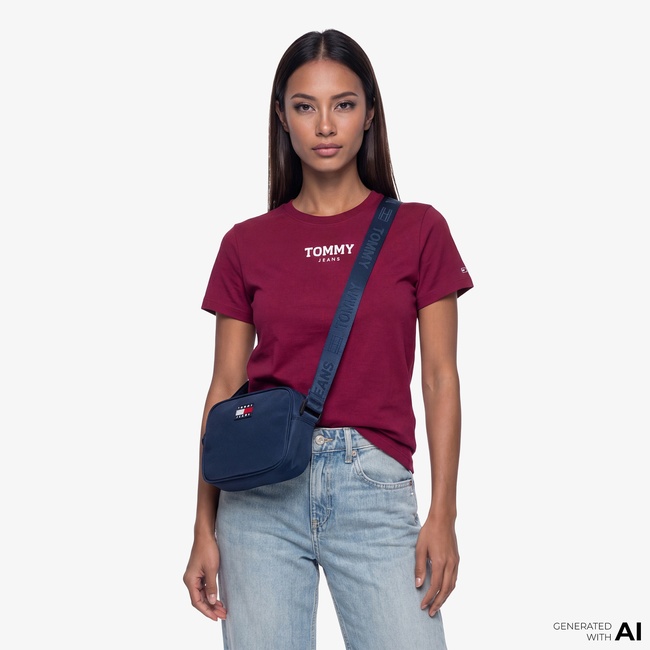  Tommy Hilfiger Essential Logo Kadın Pembe T-Shirt