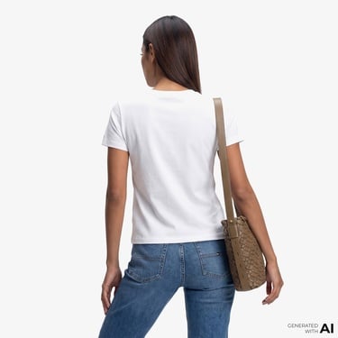  Tommy Hilfiger Script Kadın Beyaz T-Shirt