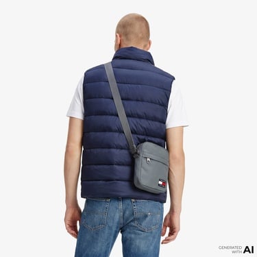  Tommy Hilfiger Light Down Erkek Lacivert Yelek