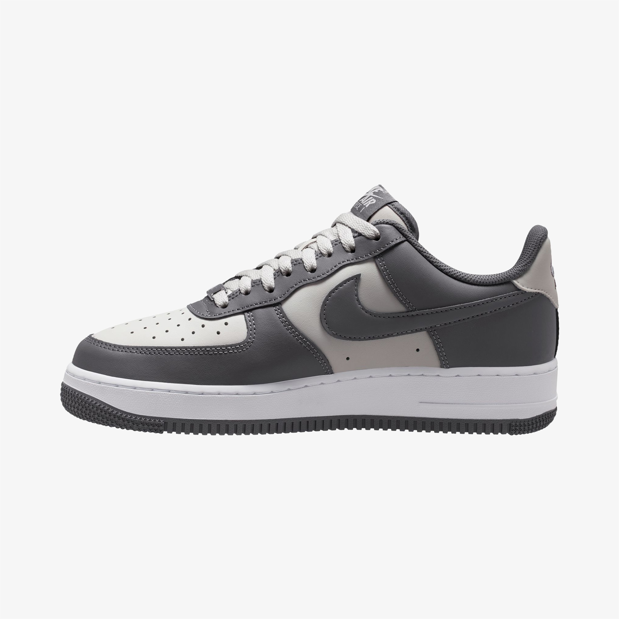 Nike Air Force 1 '07 Erkek Gri Spor Ayakkabı