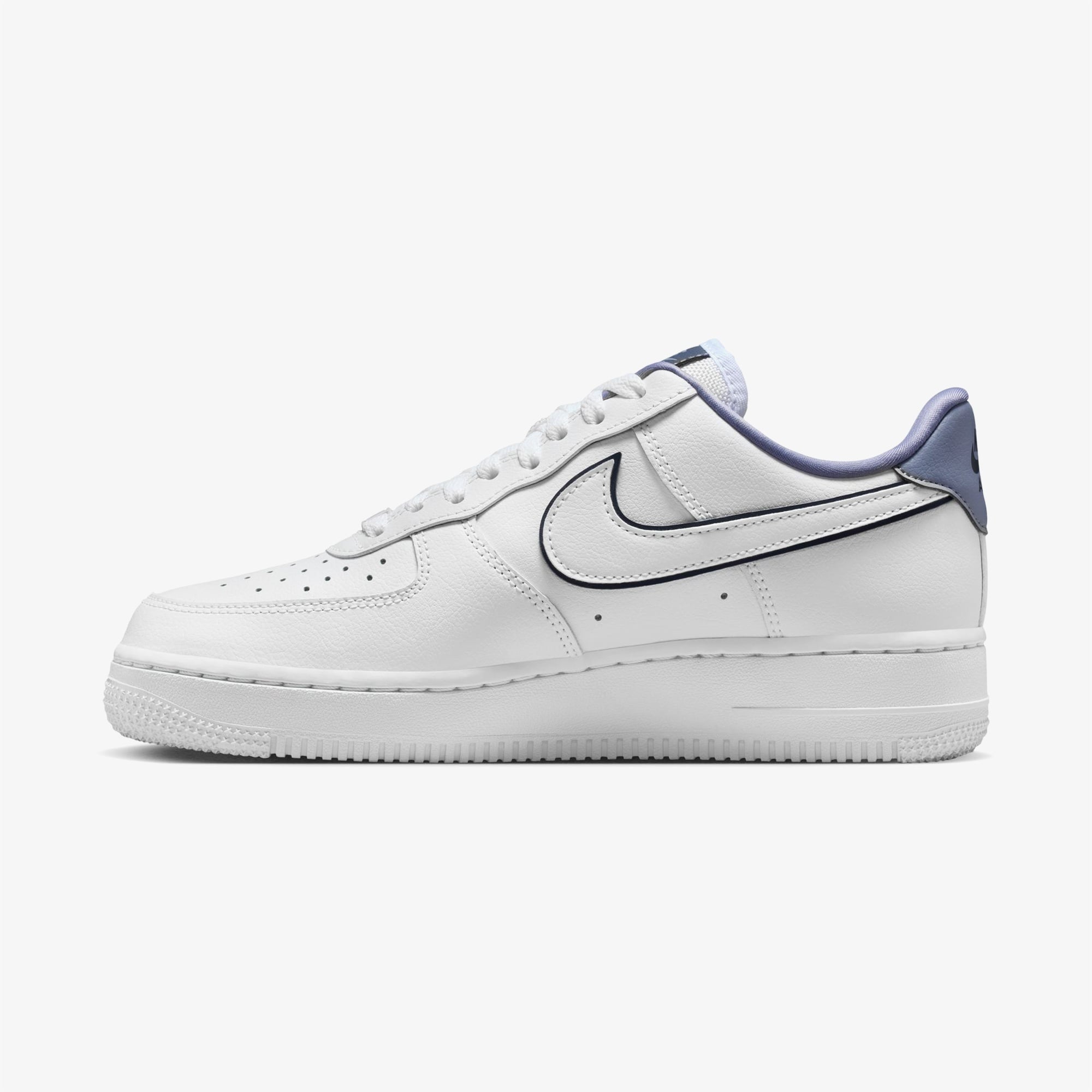 Nike Air Force 1 '07 Essential Kadın Beyaz Spor Ayakkabı