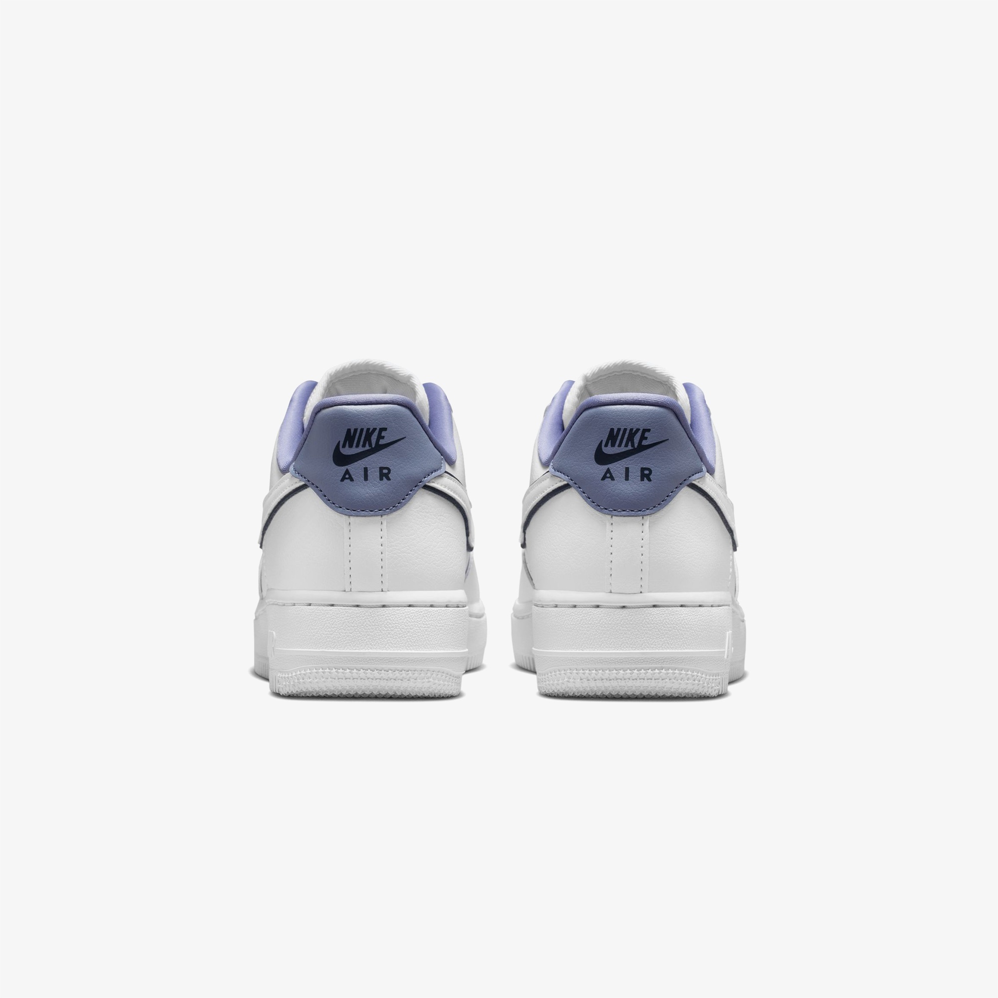 Nike Air Force 1 '07 Essential Kadın Beyaz Spor Ayakkabı