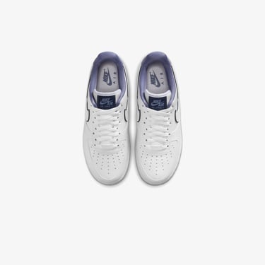  Nike Air Force 1 '07 Essential Kadın Beyaz Spor Ayakkabı