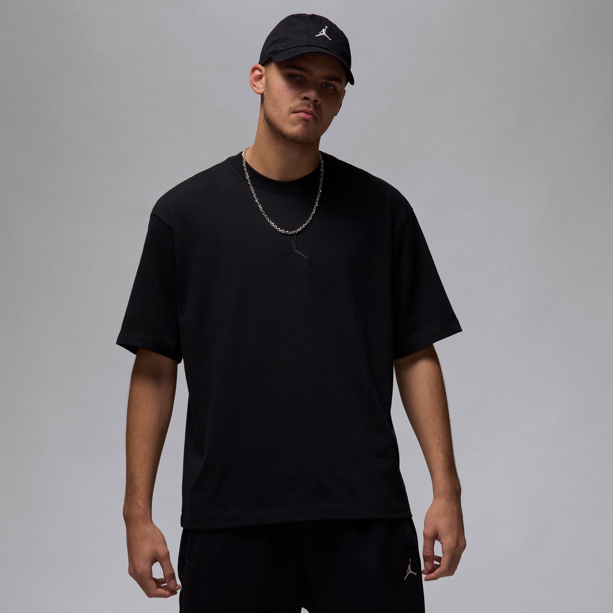  Jordan Flight Essentials Erkek Siyah T-Shirt