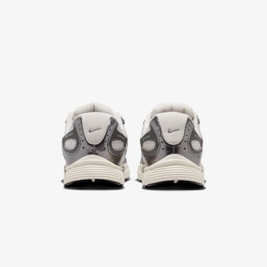  Nike V5 RNR Gri Spor Ayakkabı