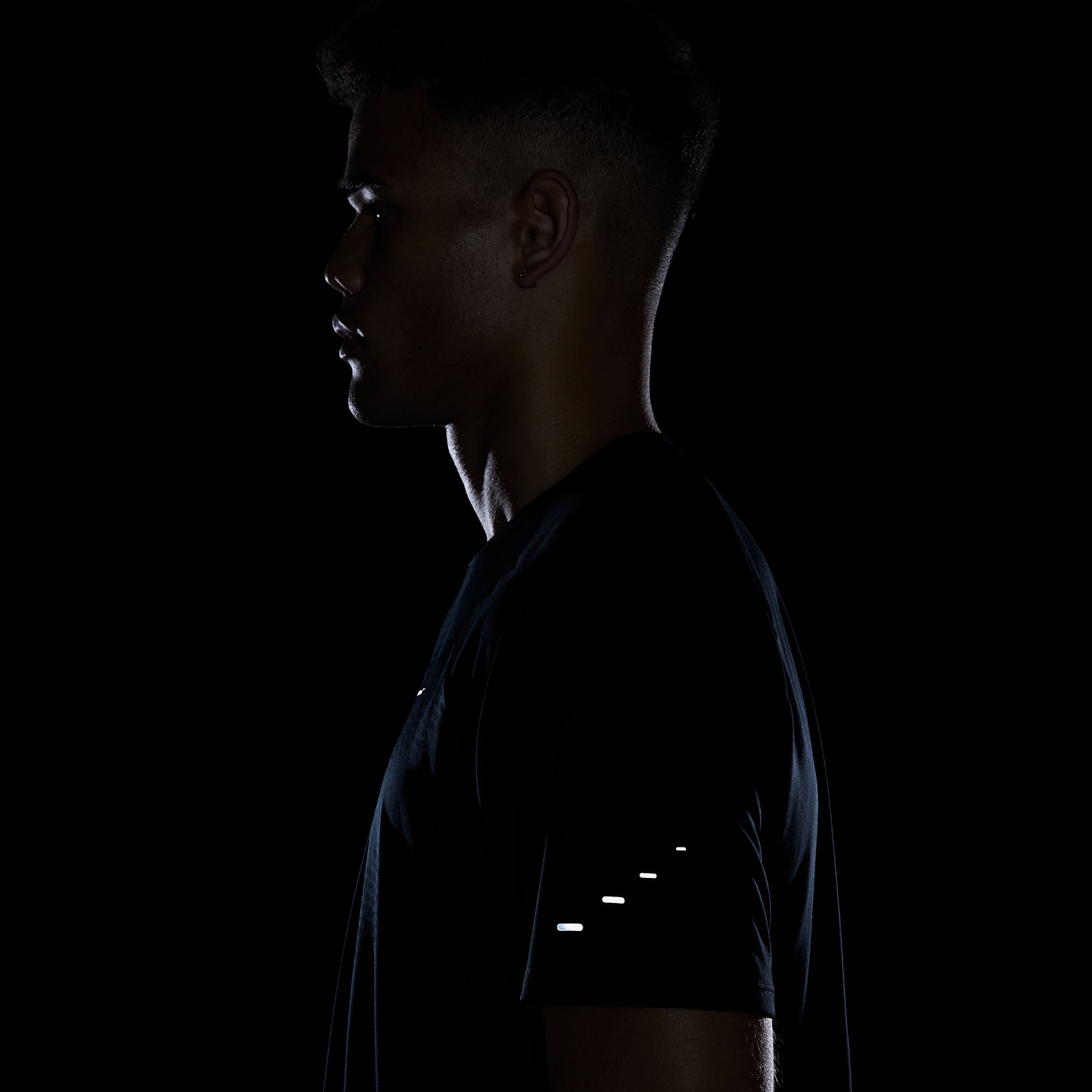 Nike Dri-Fit Stride Erkek Siyah T-Shirt