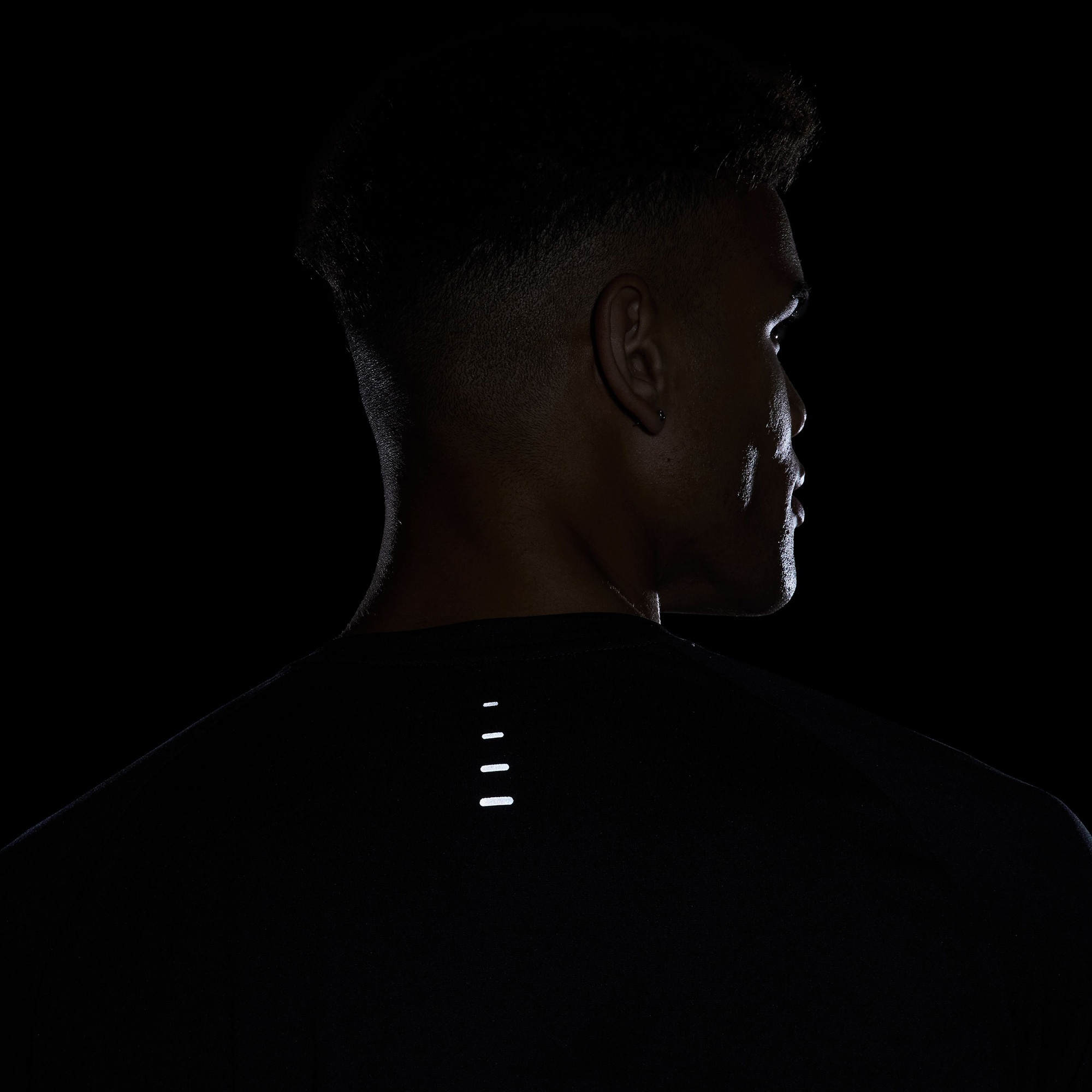 Nike Dri-Fit Stride Erkek Siyah T-Shirt