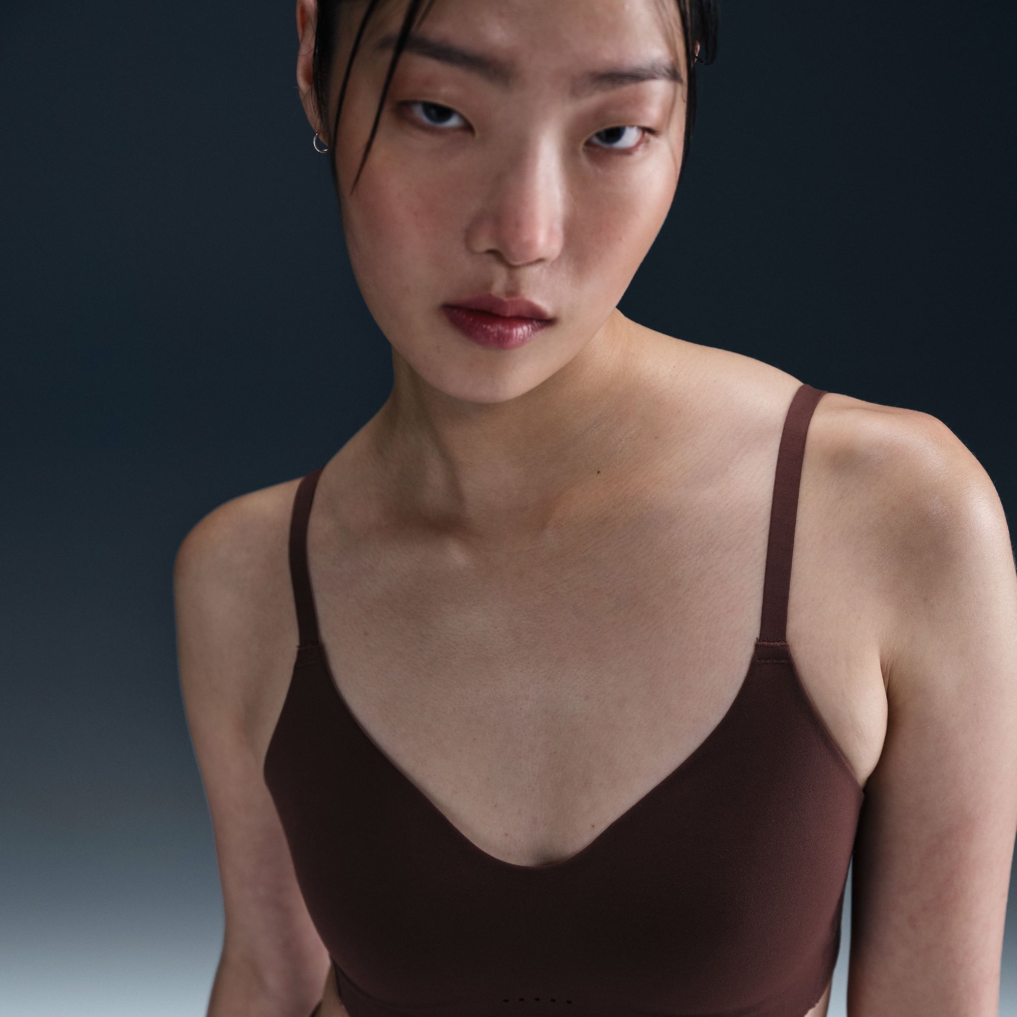 Nike Alate Minimalist Kadın Kahverengi Bra