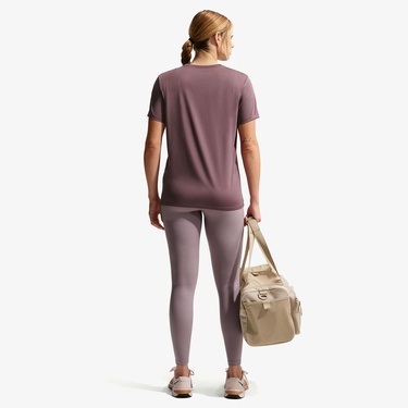  Nike Dri-Fit Kadın Pembe T-Shirt