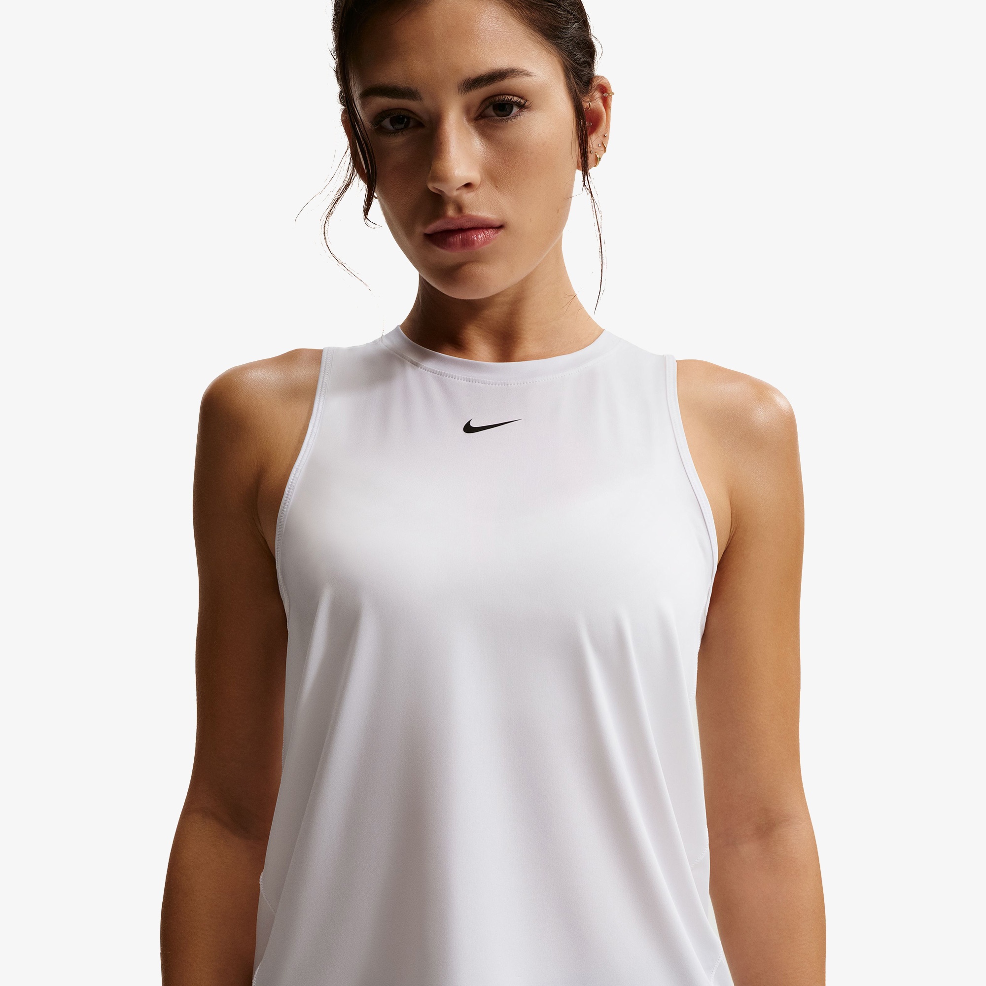 Nike One Classic Dri-Fit Kadın Beyaz Kolsuz T-Shirt