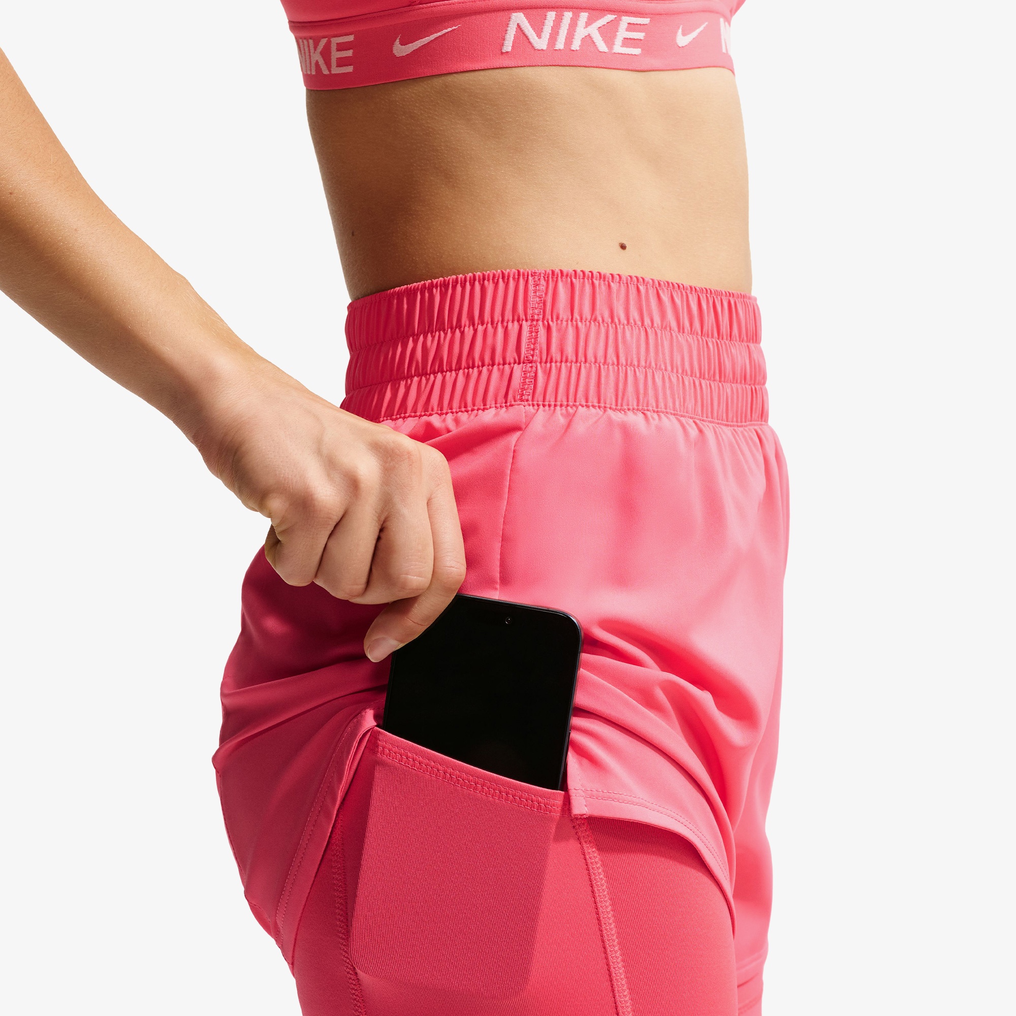 Nike Dri-Fit One Yüksek Belli 8 cm Kadın Pembe Şort