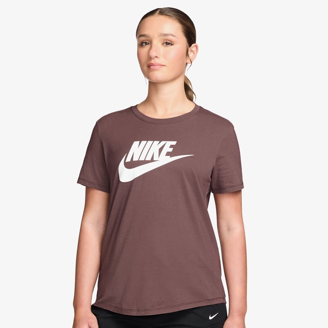  Nike Sportswear Club Essentials Icon Futura Kadın Kahverengi T-Shirt