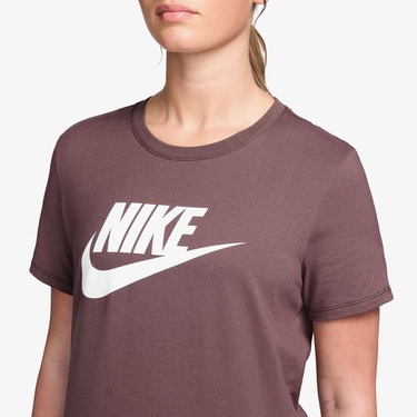  Nike Sportswear Club Essentials Icon Futura Kadın Kahverengi T-Shirt