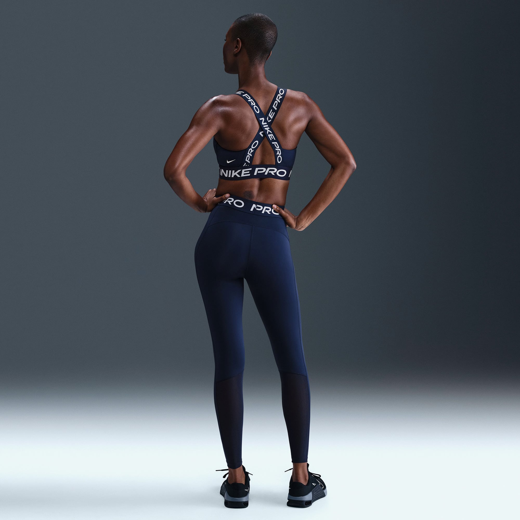 Nike Pro Kadın Lacivert Bra