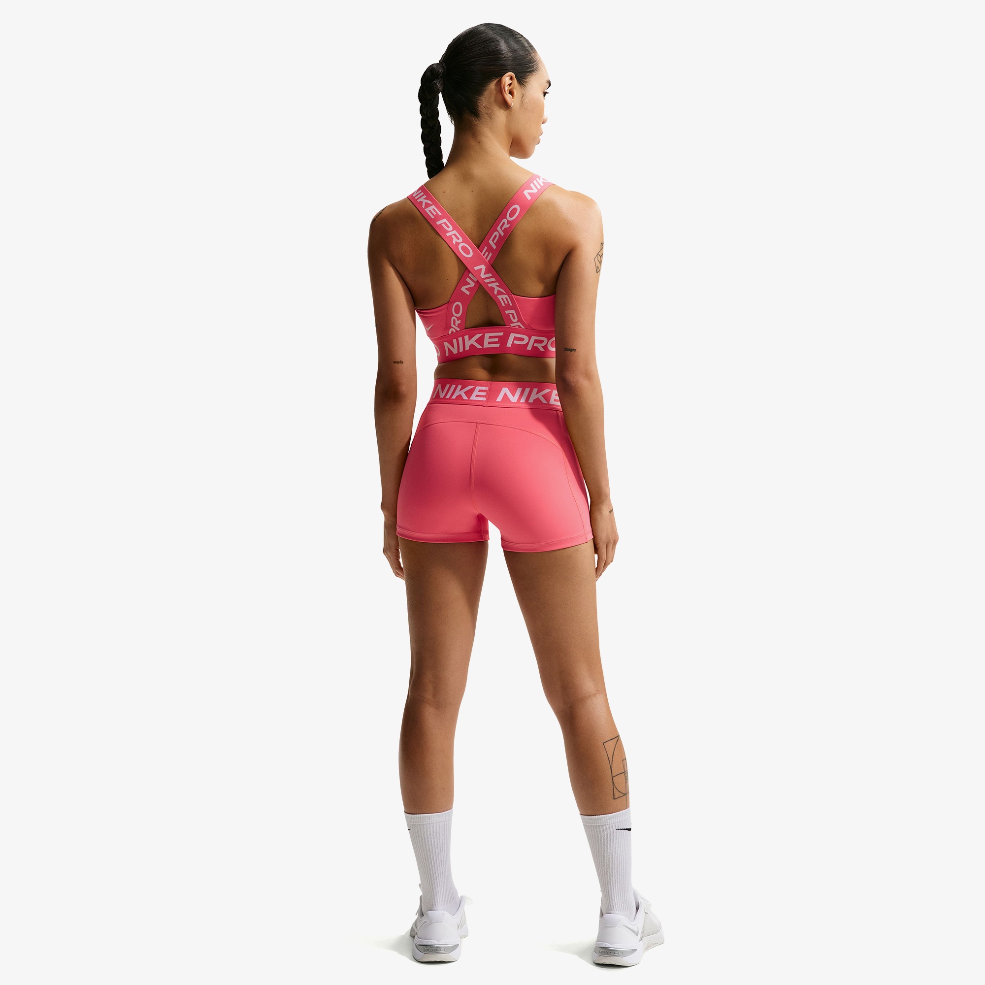 Nike Pro Kadın Pembe Bra