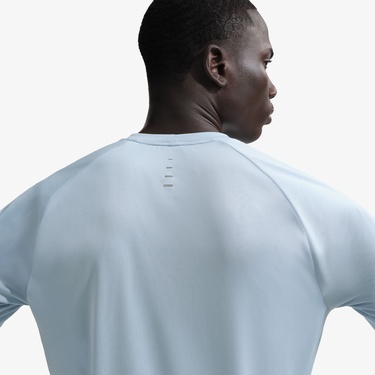  Nike Dri-Fit Stride Erkek Mavi T-Shirt