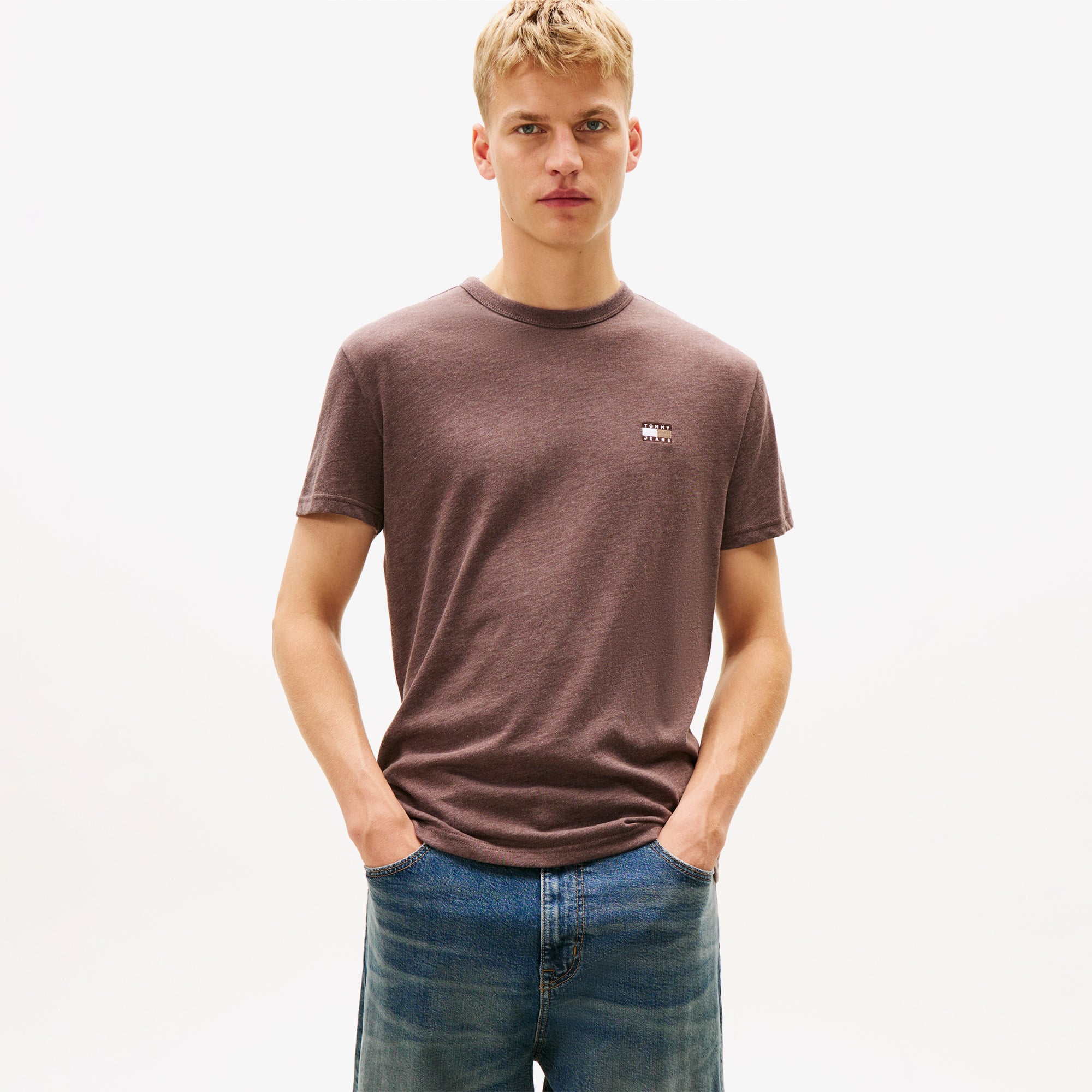  Tommy Hilfiger Jeans Reg Badge Erkek Kahverengi T-Shirt