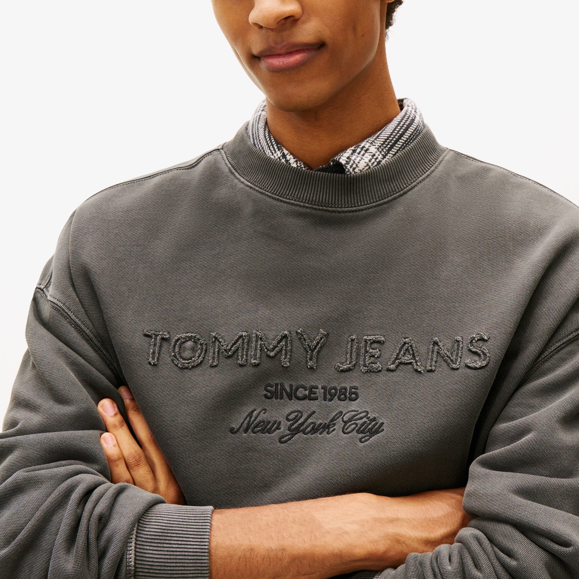 Tommy Hilfiger Jeans 90s Gmd New Classics Crew Erkek Siyah Sweatshirt