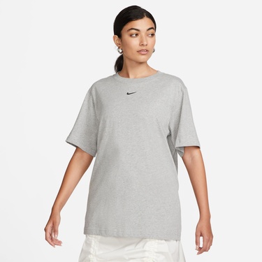  Nike Sportswear Essential Kadın Gri T-Shirt