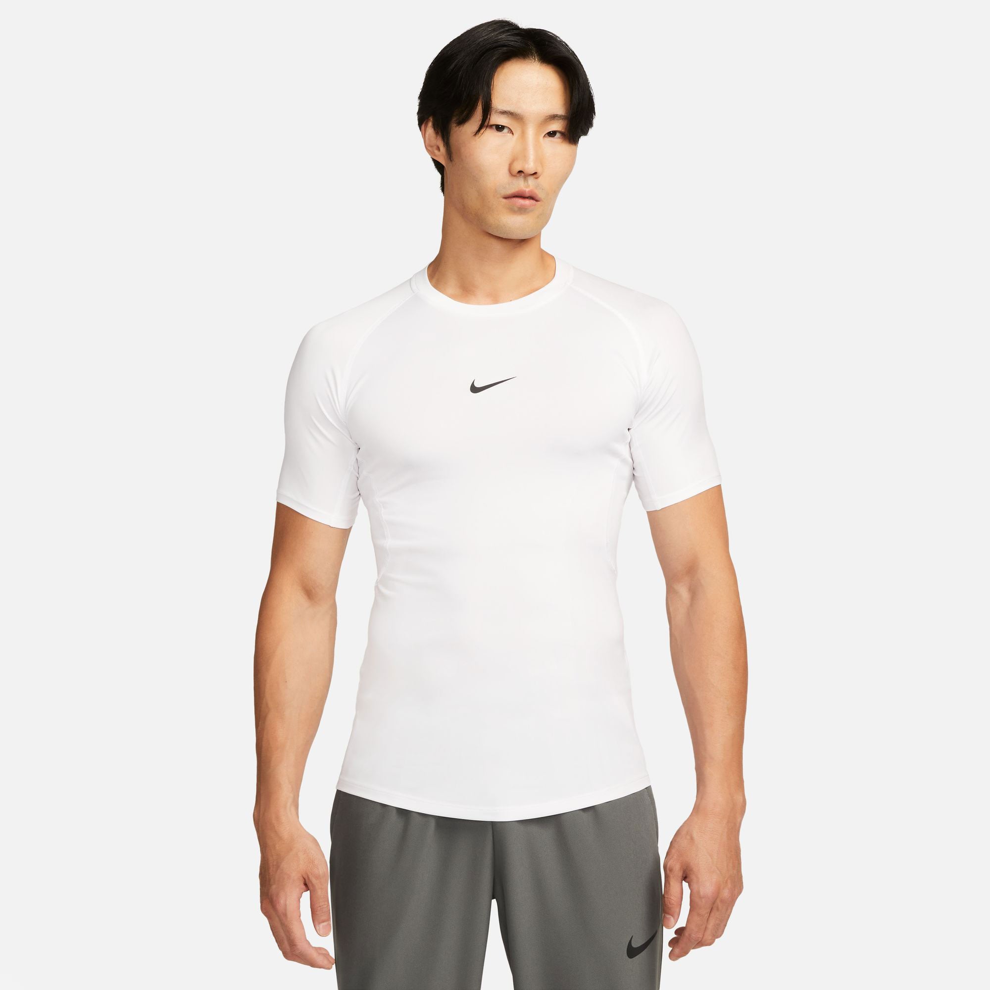  Nike Pro Dri-Fit Erkek Beyaz T-Shirt