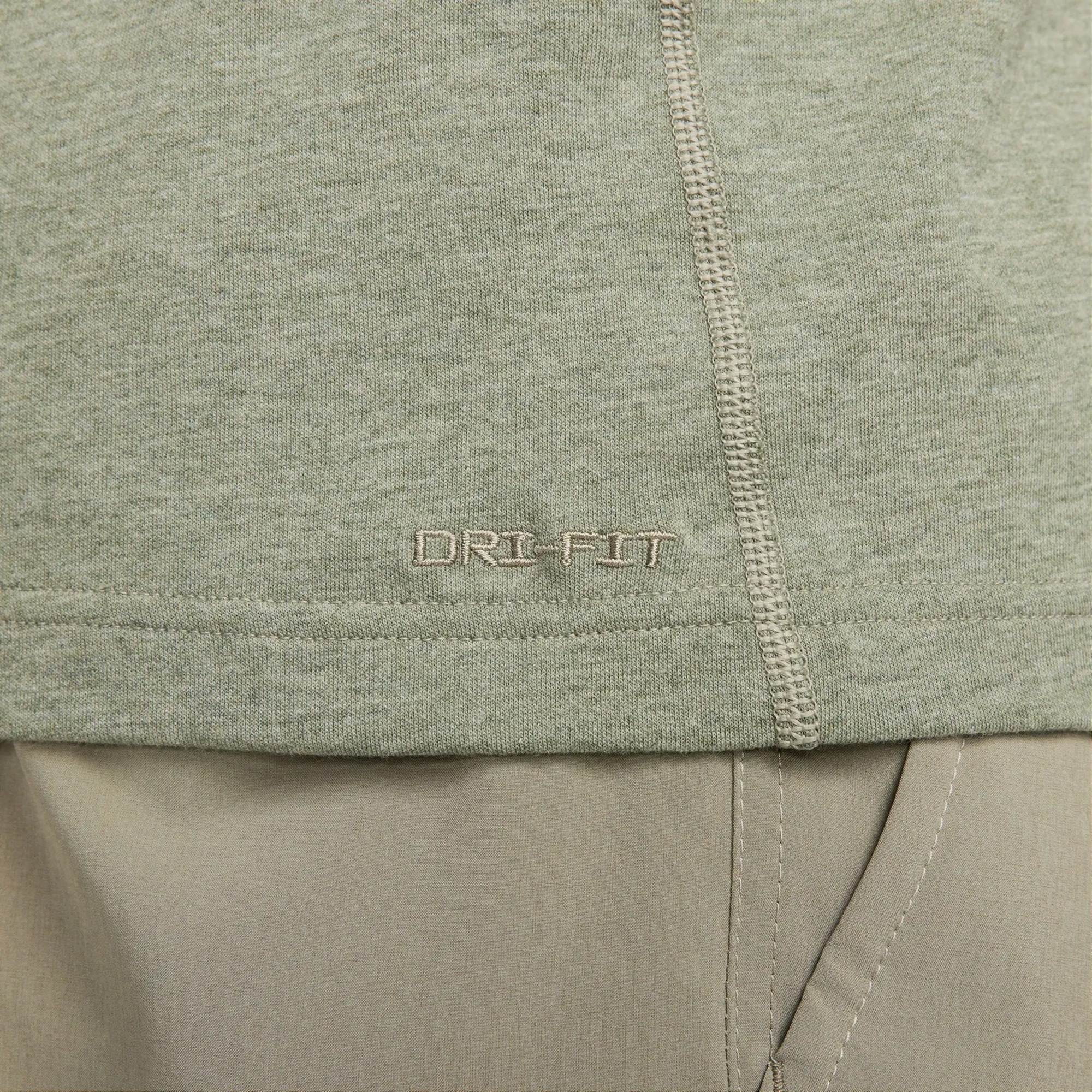 Nike Dri-Fit Primary Erkek Yeşil T-Shirt