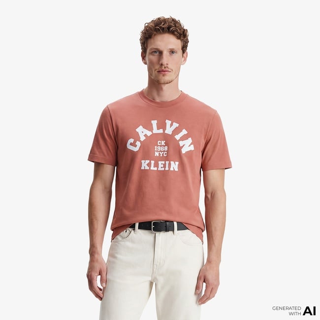  Calvin Klein 20S College Graphic Erkek Kahverengi T-Shirt