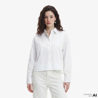  Calvin Klein Solid Boxy Cropped Kadın Beyaz Gömlek