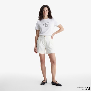  Calvin Klein Classic Monologo Metallic Kadın Beyaz T-Shirt
