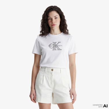  Calvin Klein Classic Monologo Metallic Kadın Beyaz T-Shirt