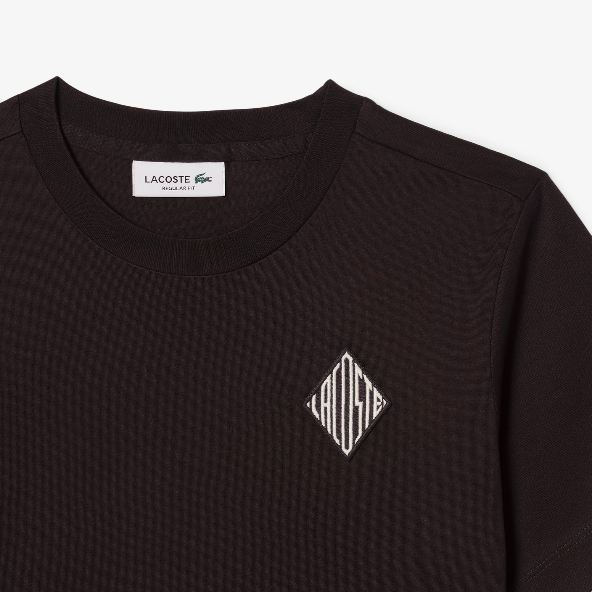  Lacoste Kadın Regular Fit Bisiklet Yaka Koyu Kahverengi T-Shirt