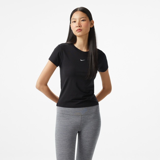  Nike Sportswear Chill Knit Kadın Siyah T-Shirt