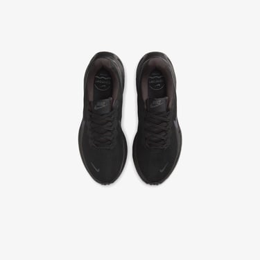  Nike Revolution 8 Kadın Siyah Koşu Ayakkabısı