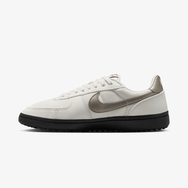  Nike Field General Kadın Beyaz Spor Ayakkabı