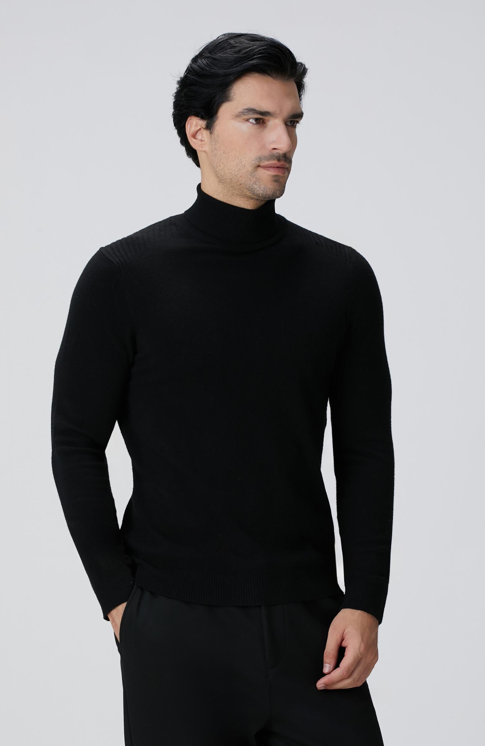 Network Erkek Siyah Balıkçı Yaka Triko Kazak