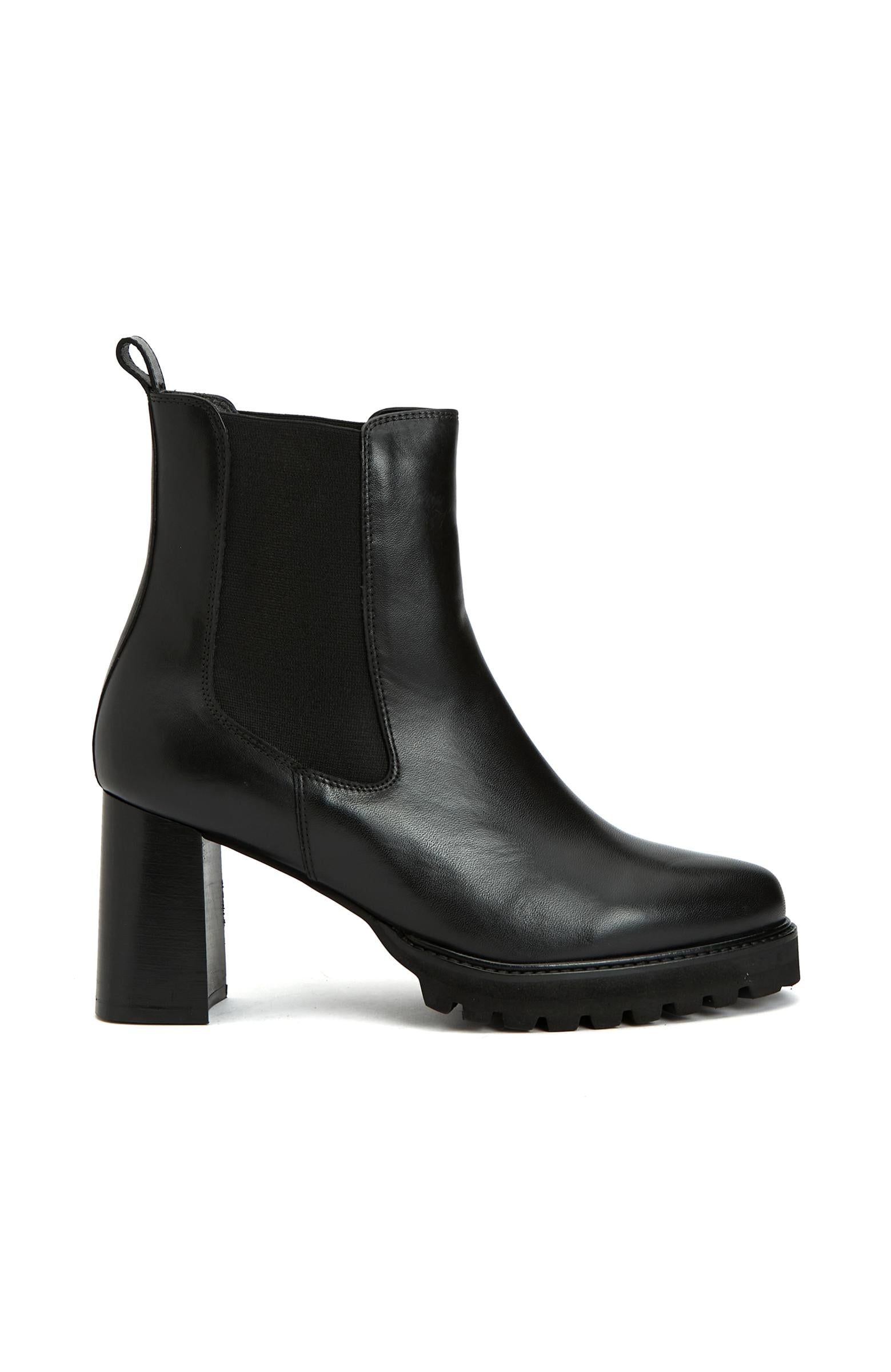 Divarese Kadın Siyah Topuklu Chelsea Deri Bot