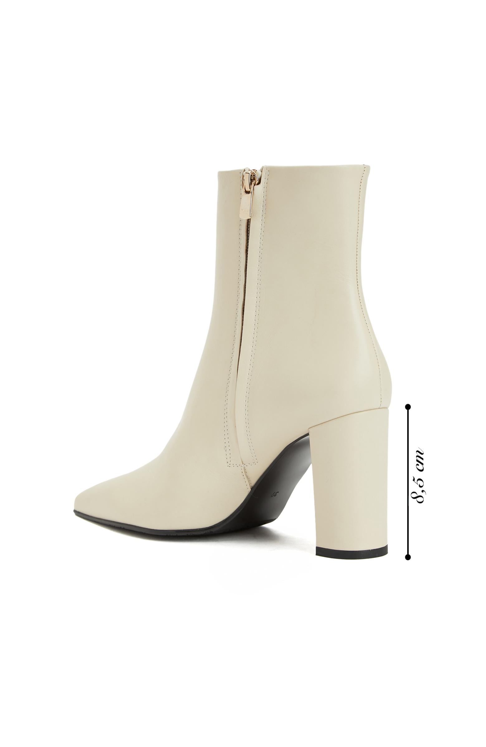 George Hogg Kadın Kırık Beyaz Fermuarlı Deri Bot